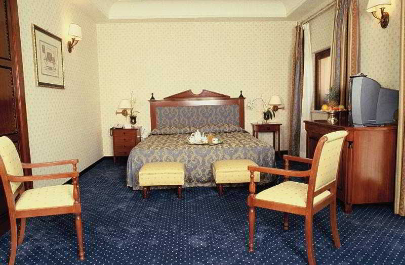 Hotel Federico II Central Palace Palermo Esterno foto