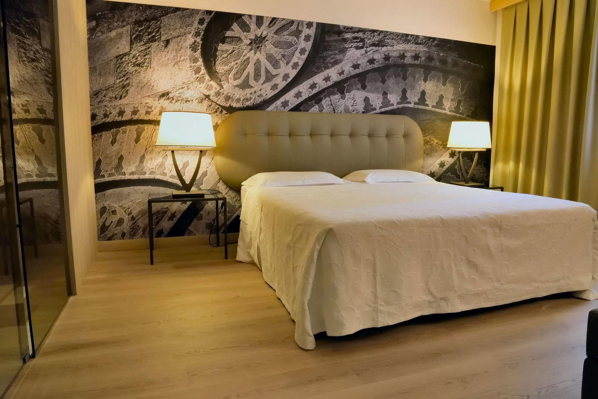 Hotel Federico II Central Palace Palermo Esterno foto